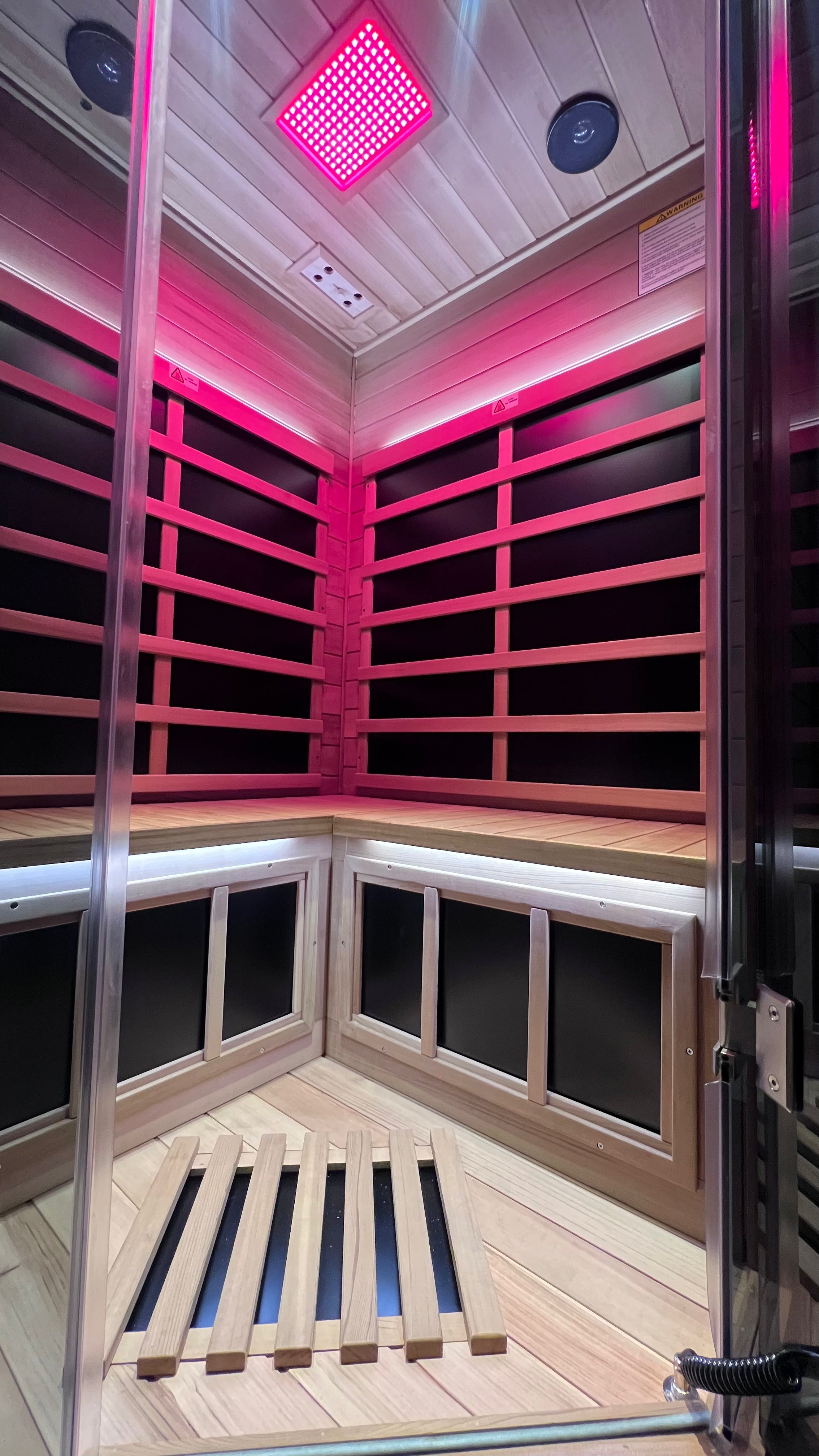 Step inside the Wizzisauna SH07 and experience the ultimate at-home wellness retreat. Built with premium Canadian Red Cedar, this spacious 2-person far infrared sauna combines natural elegance with advanced heating technology to help you relax, restore, and recharge.