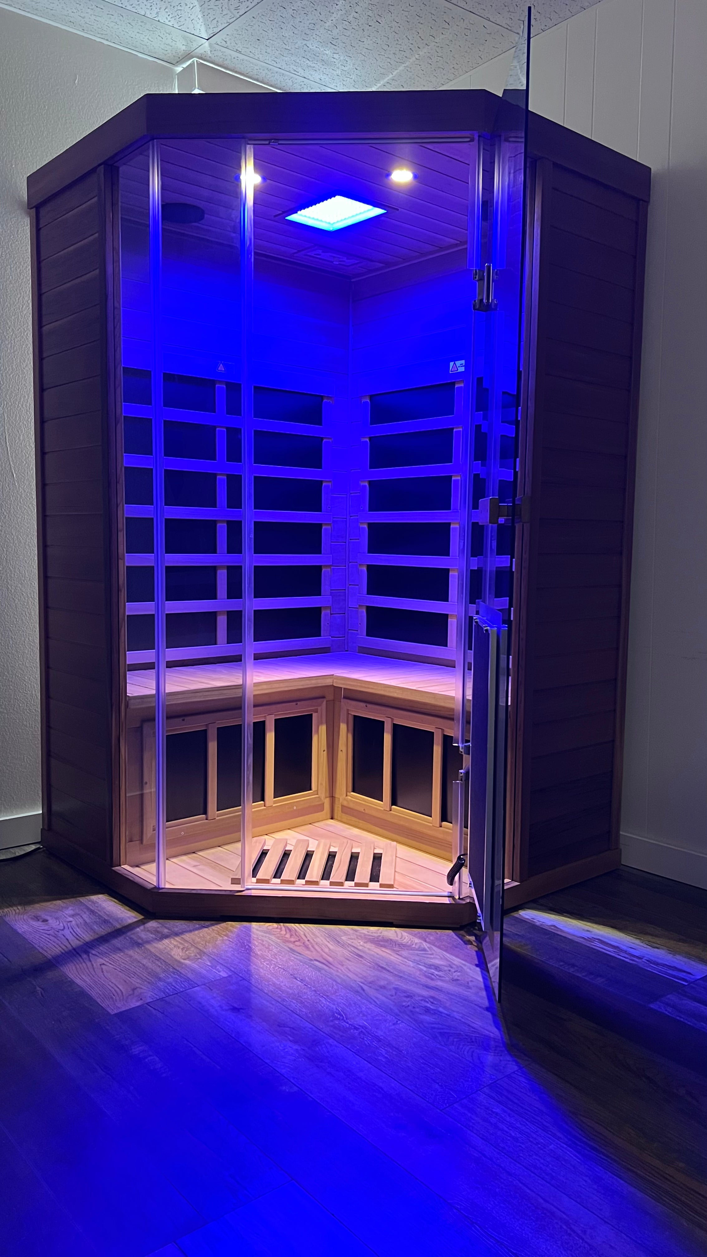 Step inside the Wizzisauna SH07 and experience the ultimate at-home wellness retreat. Built with premium Canadian Red Cedar, this spacious 2-person far infrared sauna combines natural elegance with advanced heating technology to help you relax, restore, and recharge.