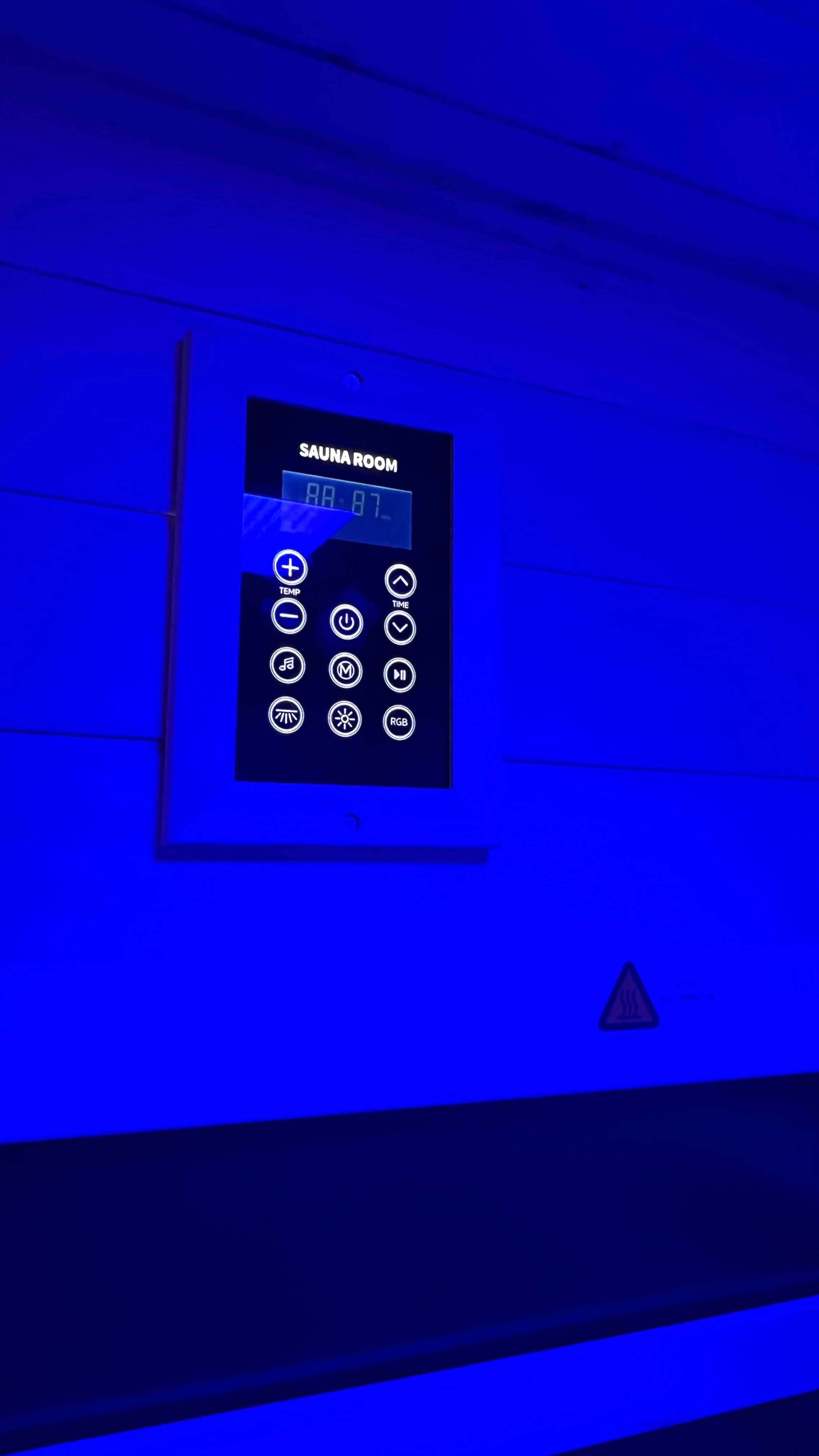 Wizzisaunas Sh02 is a premium 2-person infrared sauna available in Hemlock. Featuring Smart App Remote Control, users can remotely preheat the sauna,
